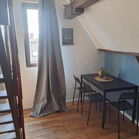 Апартаменты The 16Th Century Duplex In The City Center Антверпен Экстерьер фото