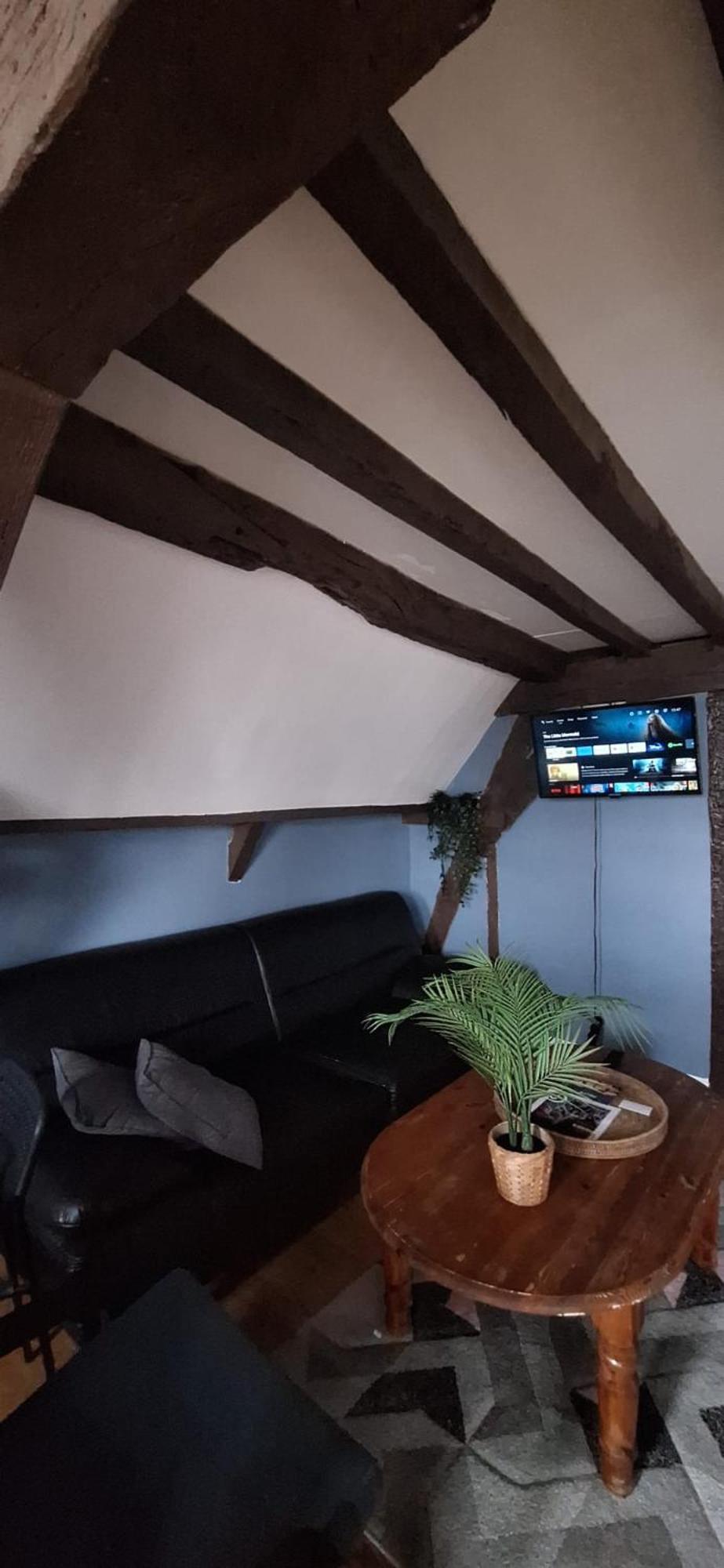 Апартаменты The 16Th Century Duplex In The City Center Антверпен Экстерьер фото